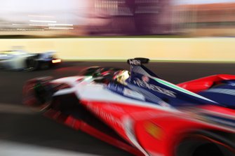Pascal Wehrlein, Mahindra Racing, M5 Electro, sort du garage