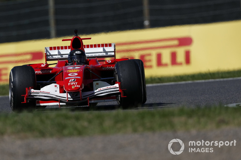 Автомобиль Ferrari, демонстрационные заезды Legends F1 30th Anniversary