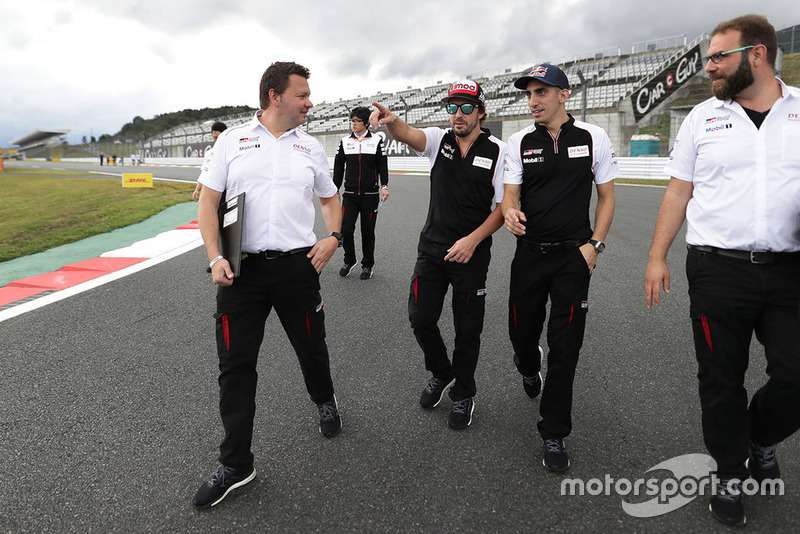 Sébastien Buemi, Fernando Alonso, Toyota Gazoo Racing