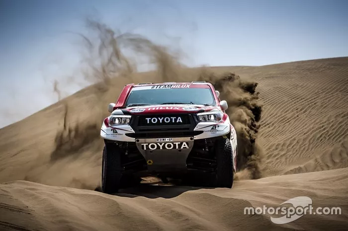 #302 Toyota Gazoo Racing SA: Giniel De Villiers, Dirk Von Zitzewitz