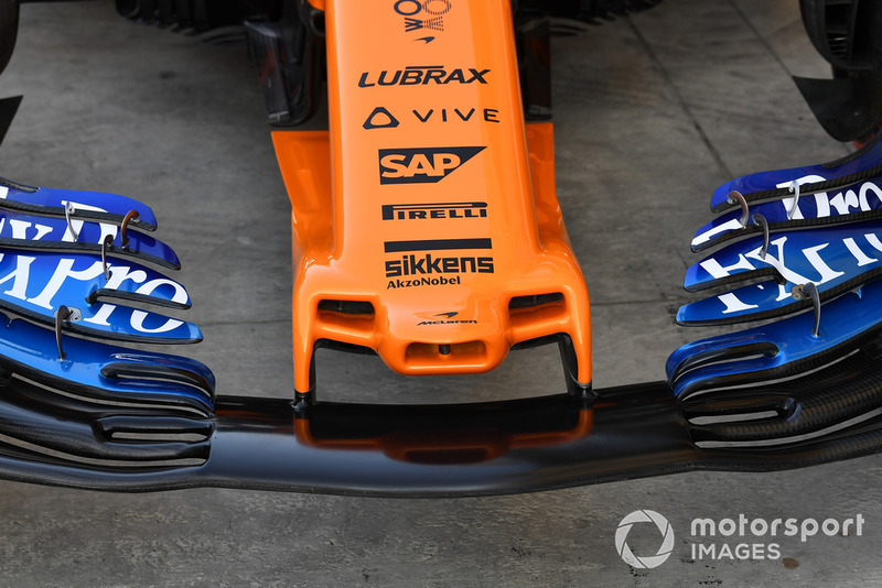 McLaren MCL33 nose and front wing detail