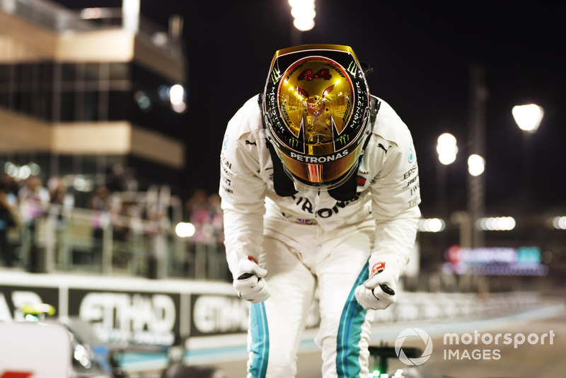 Ganador de la pole Lewis Hamilton, Mercedes AMG F1 W09 EQ Power+ 