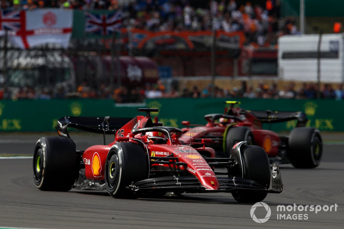 Charles Leclerc, Ferrari F1-75, Carlos Sainz