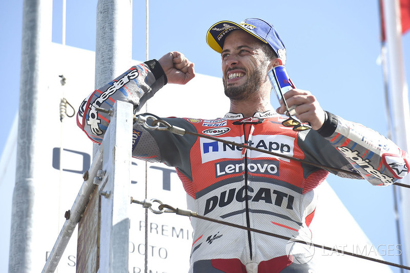 Podio: il vincitore della gara Andrea Dovizioso, Ducati Team