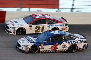 Kevin Harvick, Stewart-Haas Racing, Ford Fusion Busch Beer Throwback Paul Menard, Wood Brothers Racing, Ford Fusion Motorcraft / Quick Lane Tire & Auto Center