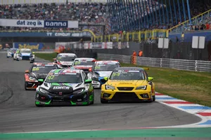 Stefano Comini, THX Racing Civic Type R TCR, Stian Paulsen, Stian Paulsen Racing Cupra TCR