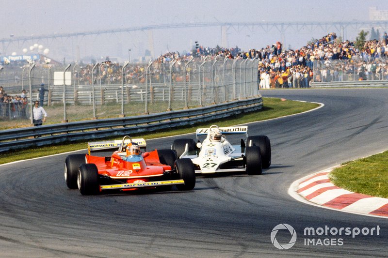 Gilles Villeneuve, Ferrari 312T4 y Alan Jones, Williams FW07 Ford