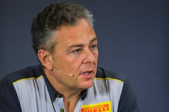 Mario Isola, directeur de la compétition de Pirelli Motorsport lors de la conférence de presse pour les nouveaux pneus de F2