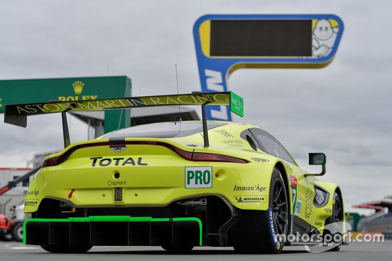 #97 Aston Martin Racing Aston Martin Vantage AMR: Alex Lynn, Maxime Martin, Jonathan Adams, Russ Gunn