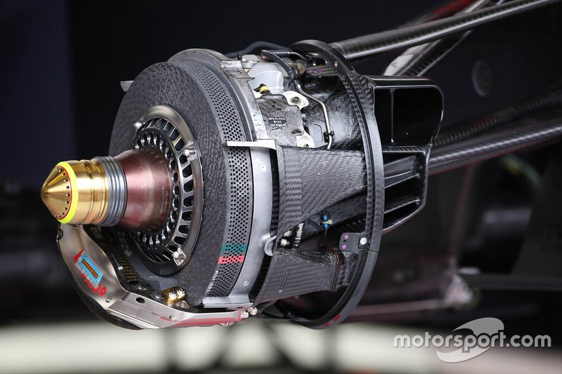 Detalle técnico de los frenos del Red Bull