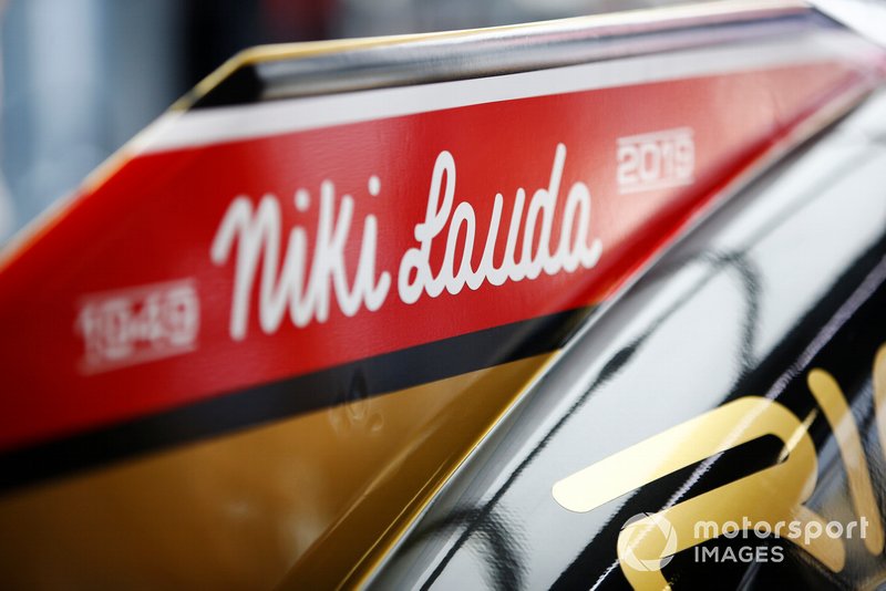 Tributo a Niki Lauda en el Haas F1 Team VF-19