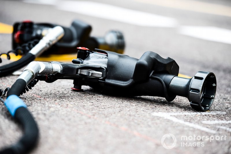 Pistola per pneumatici nel pit lane