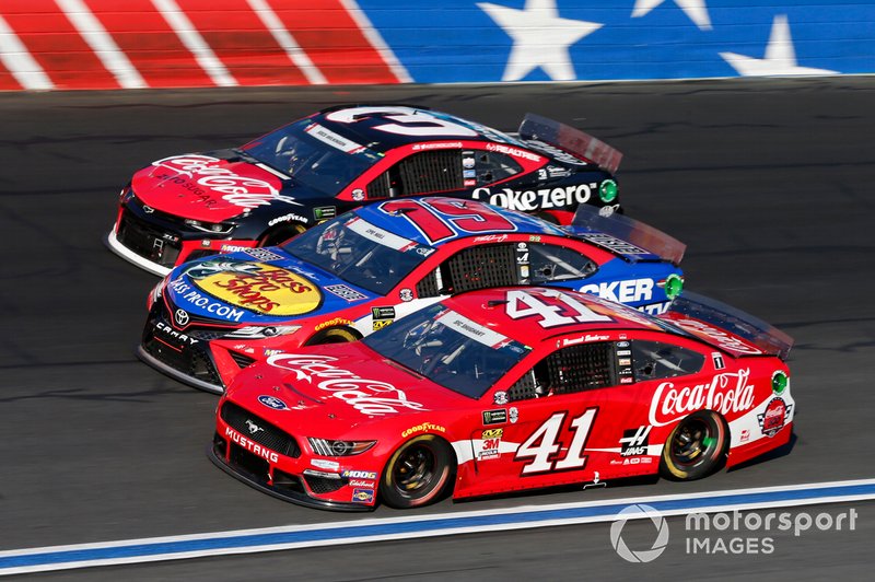 Daniel Suarez, Stewart-Haas Racing, Ford Mustang Coca-Cola Martin Truex Jr., Joe Gibbs Racing, Toyota Camry Bass Pro Shops / TRACKER ATVs & Boats / USO Austin Dillon, Richard Childress Racing, Chevrolet Camaro Coca-Cola Zero Sugar