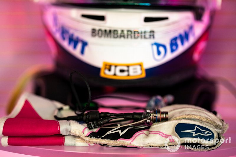 The gloves of Sergio Perez, Racing Point