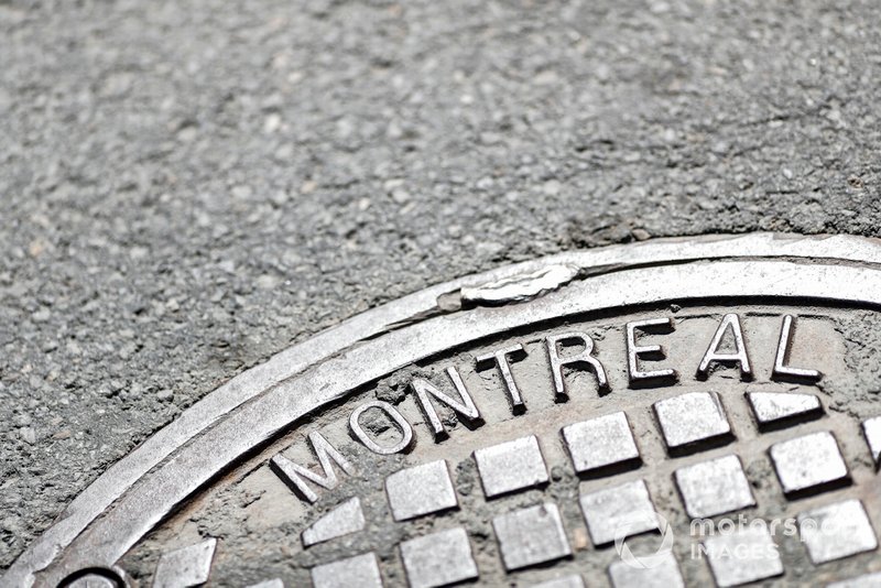 Man hole cover with Montreal branding