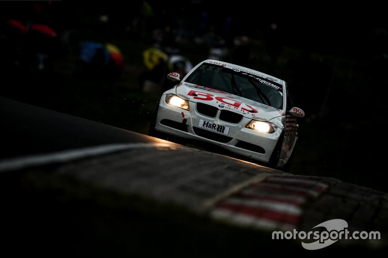 #155 Emir Aşarı, Ersin Yücesan, Torsten Kratz, BMW 325i, Sorg Rennsport