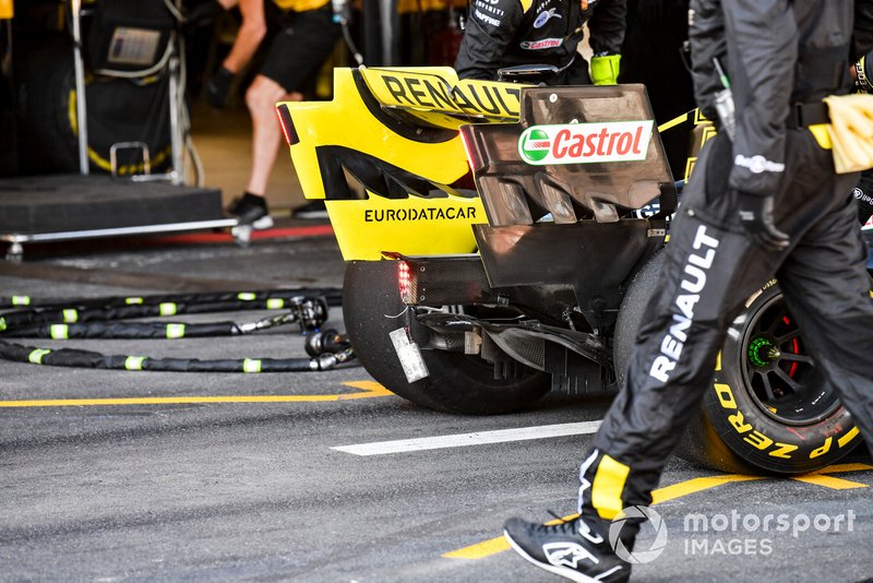 Kerusakan mobil Daniel Ricciardo, Renault R.S.19