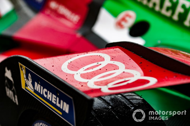 Gocce di pioggia sull'ala posteriore della monoposto di Lucas Di Grassi, Audi Sport ABT Schaeffler, Audi e-tron FE05 car