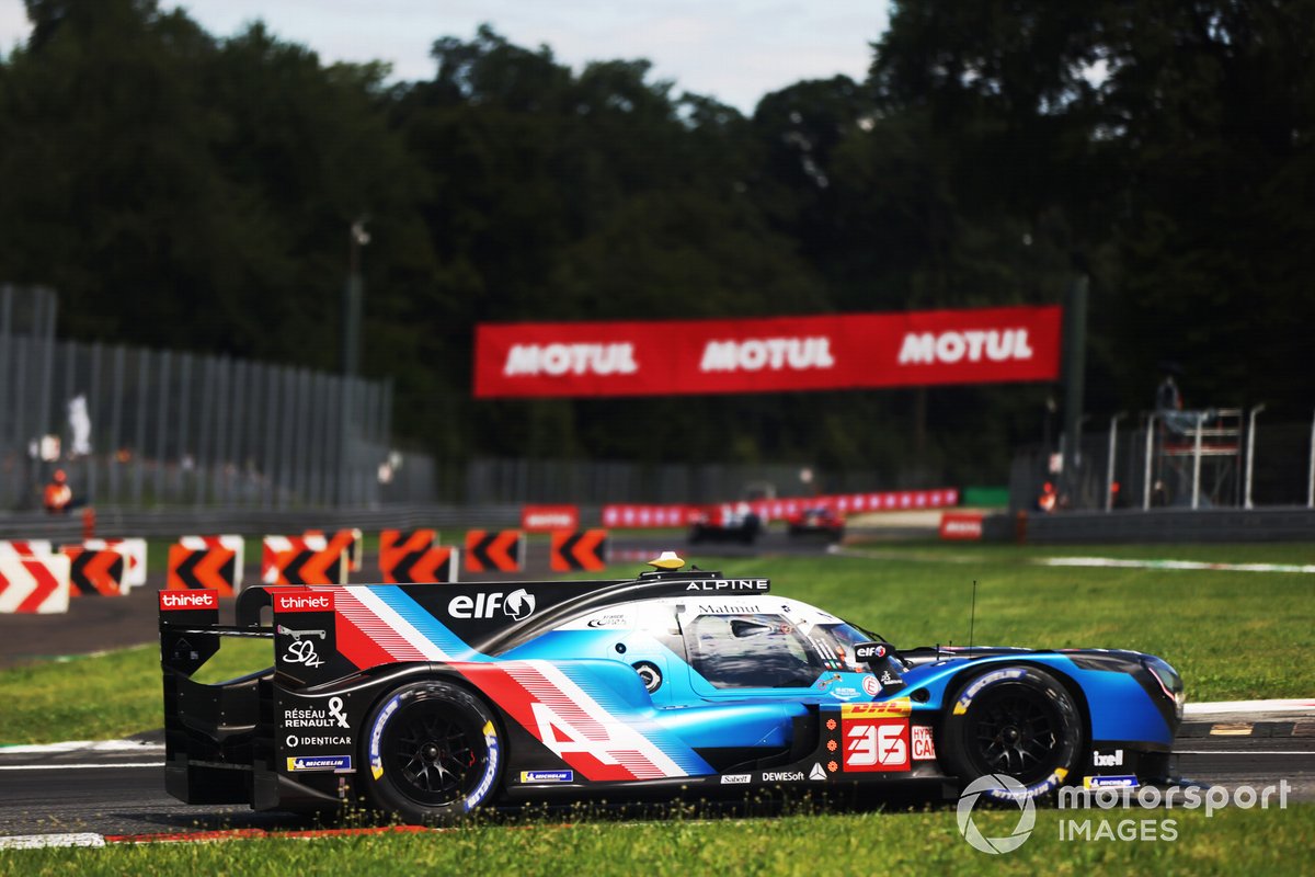 #36 Alpine Elf Matmut Alpine 480 Gibson: Andre Negrao, Nicolas Lapierre, Matthieu Vaxiviere