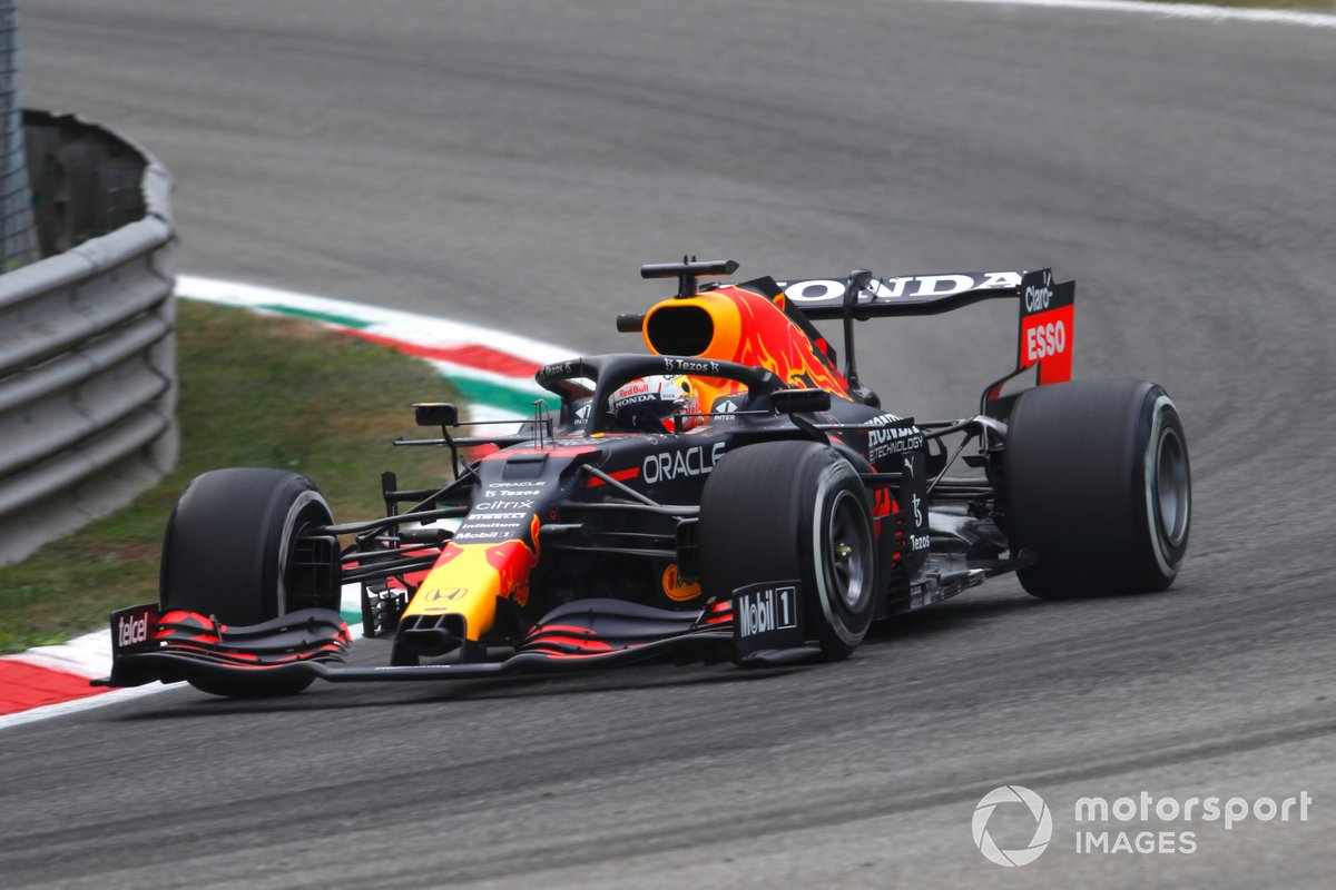 Max Verstappen, Red Bull Racing RB16B
