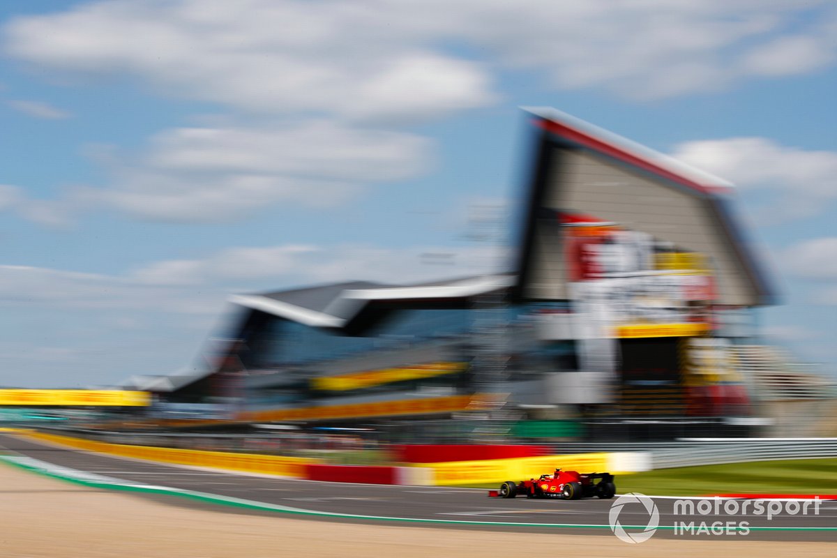 Carlos Sainz Jr., Ferrari SF21