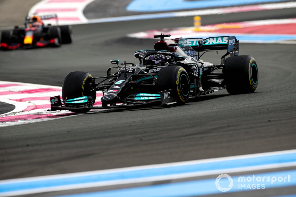 Lewis Hamilton, Mercedes W12, Max Verstappen, Red Bull Racing RB16B