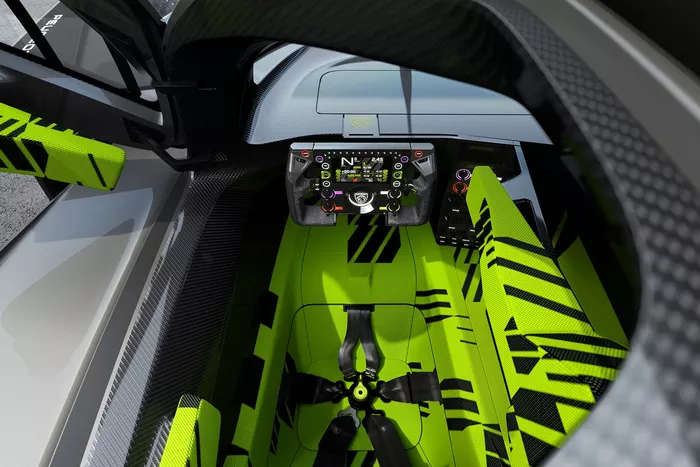 Peugeot Hypercar 9X8, abitacolo