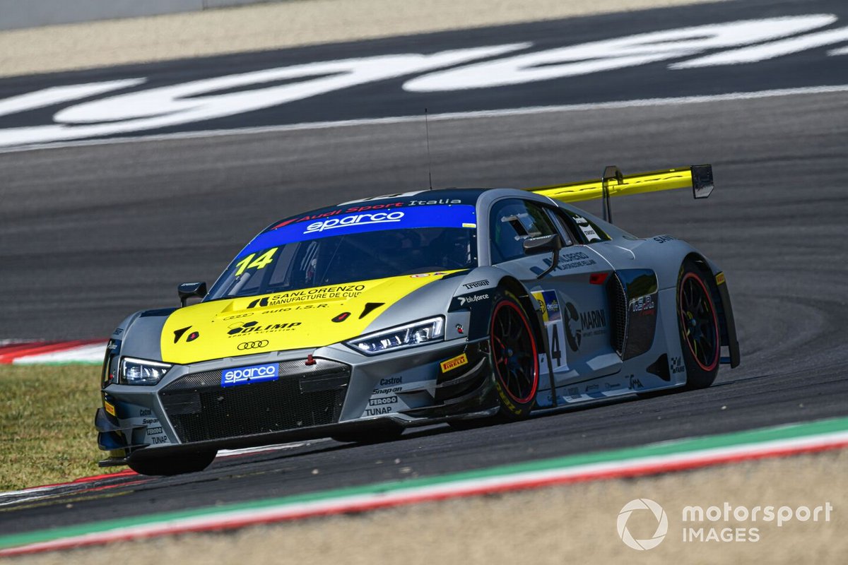 #14 Audi Sport Italia, Audi R8 LMS GT3: Filip Salaquarda, Karol Basz, Vito Postiglione