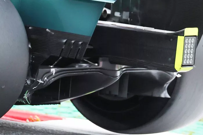 Detalle del difusor del Aston Martin AMR21