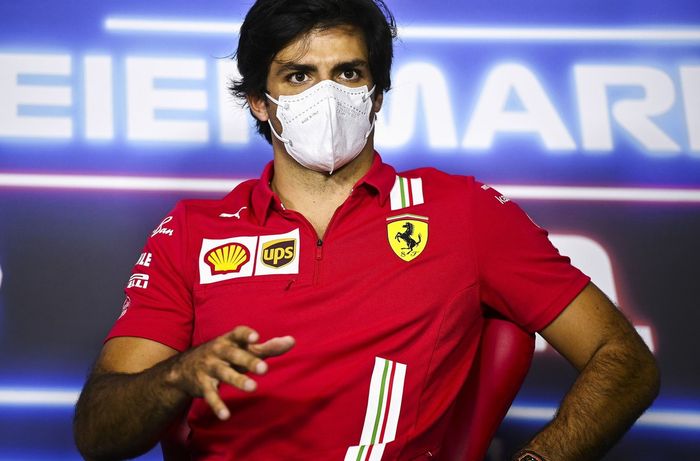 Carlos Sainz Jr., Ferrari en la conferencia de prensa