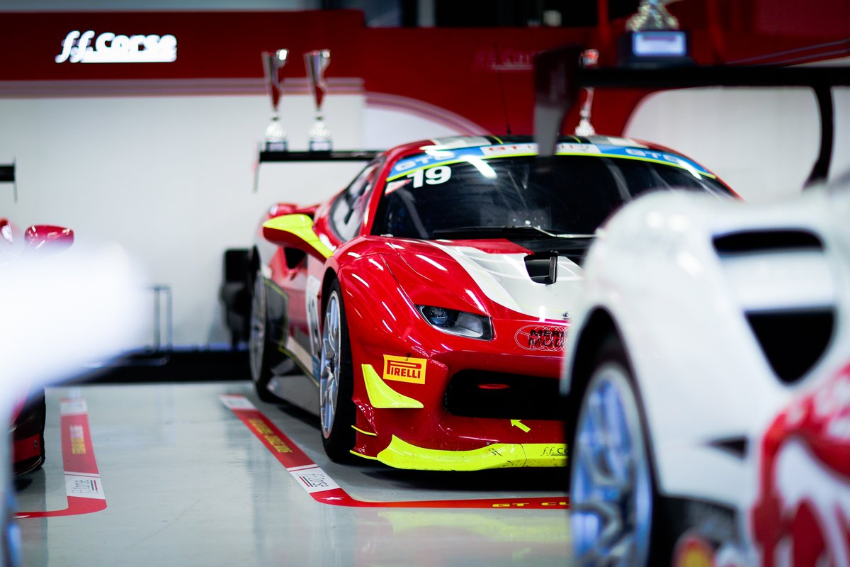 Motorsport Network acquires Track Day Specialists