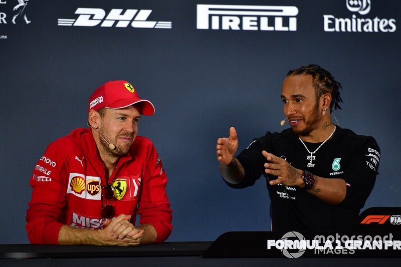 Sebastian Vettel, Ferrari, secondo classificato, e Lewis Hamilton, Mercedes AMG F1, primo classificato, in conferenza stampa