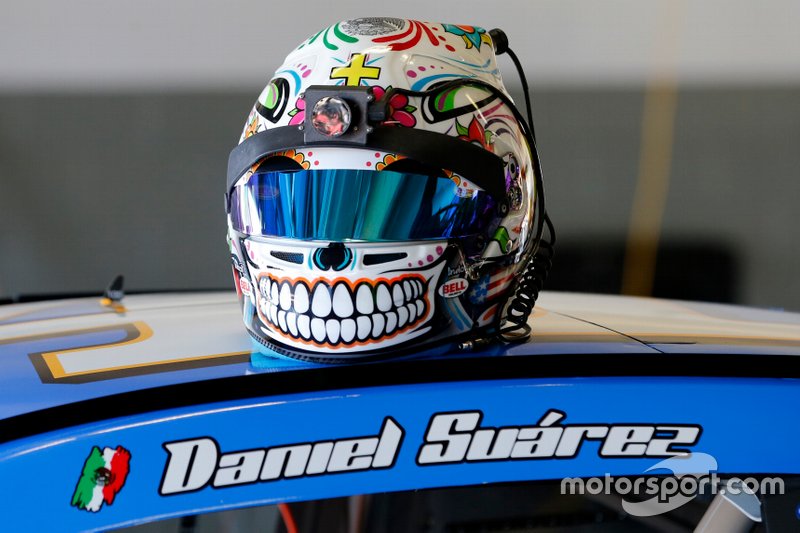 Casco de Daniel Suárez