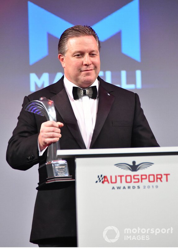Исполнительный директор McLaren Зак Браун представляет номинацию «Момент года»