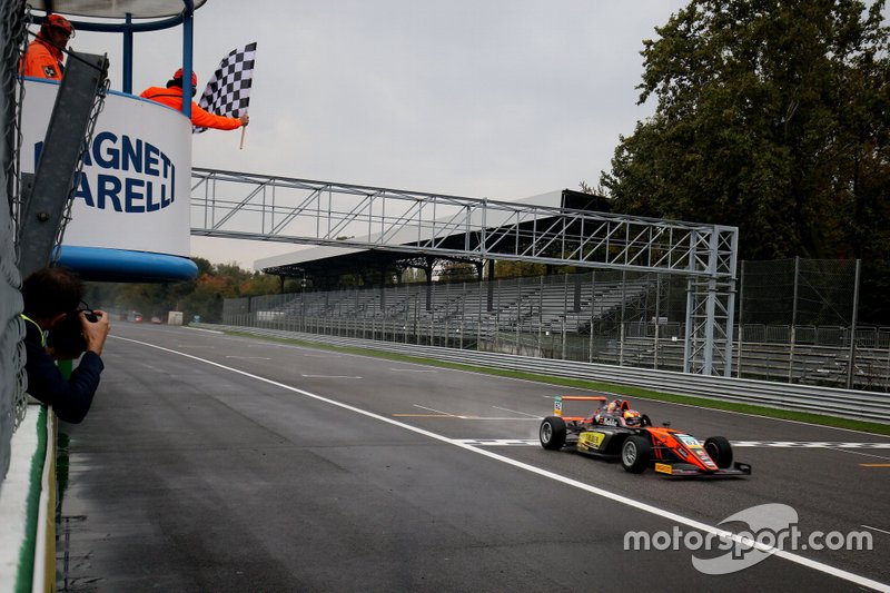 Dennis Hauger, Van Amersfoort Racing BV