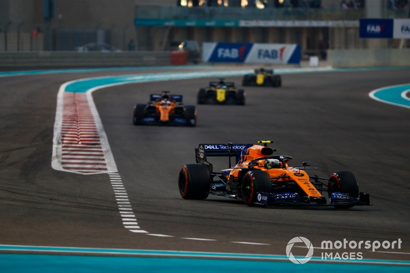 Lando Norris, McLaren MCL34, Carlos Sainz Jr., McLaren MCL34, Daniel Ricciardo, Renault F1 Team R.S.19, Nico Hulkenberg, Renault F1 Team R.S. 19