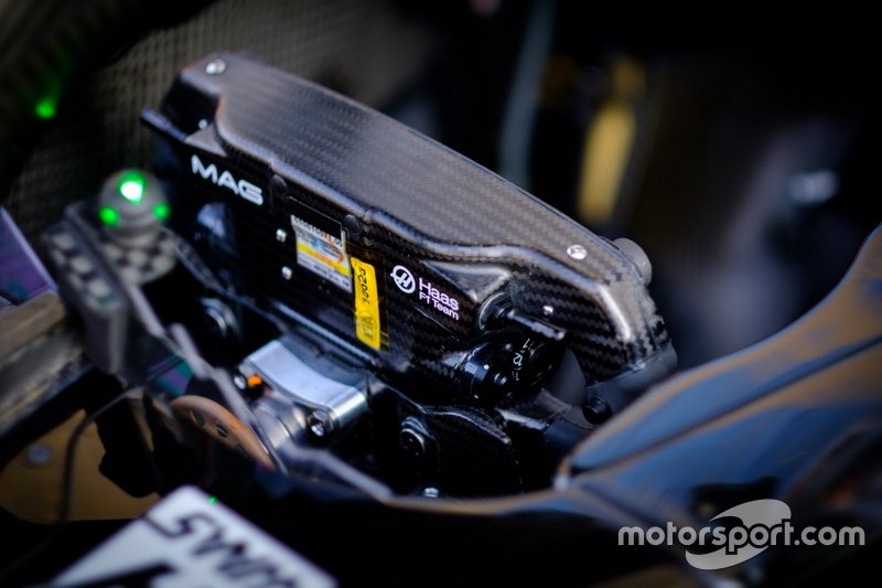 Haas F1 Team VF-19