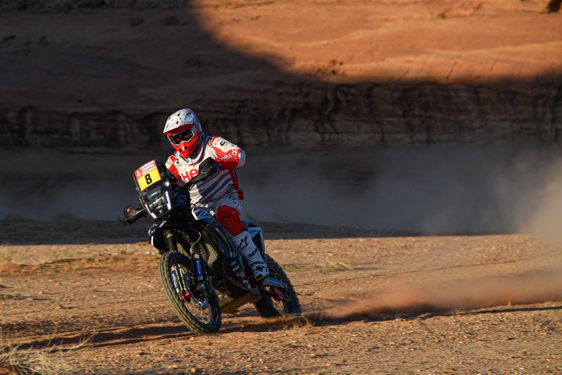 #8 Hero Motosports Team Rally: Paulo Goncalves