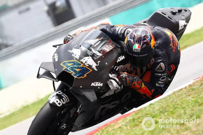 Aprilia y KTM van para arriba