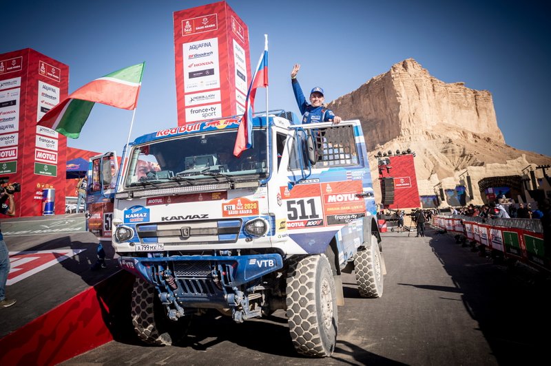 #511 Team KAMAZ Master: Andrey Karginov, Andrey Mokeev, Igor Leonov