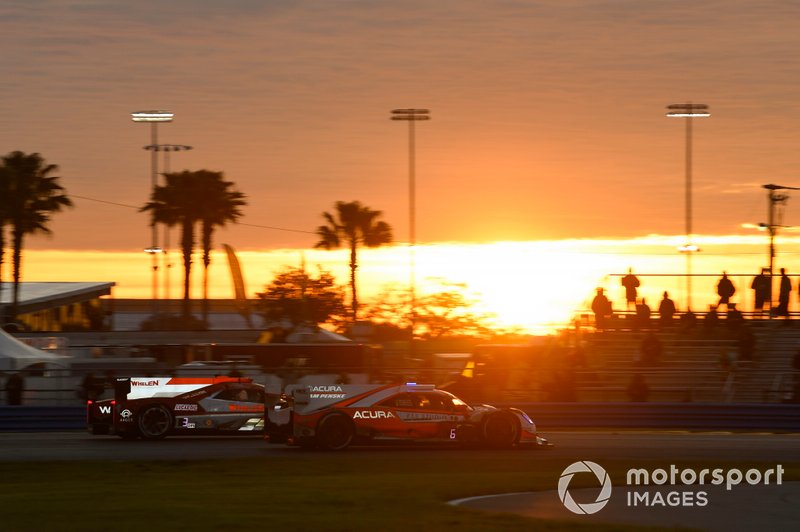 #6 Acura Team Penske Acura DPi, DPi: Juan Pablo Montoya, Dane Cameron, Simon Pagenaud, #31 Whelen Engineering Racing Cadillac DPi, DPi: Filipe Albuquerque, Pipo Derani, Mike Conway, Felipe Nasr