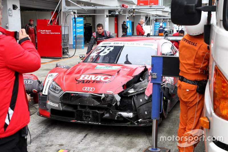 Loic Duval, Audi Sport Team Phoenix Audi RS5 DTM después del accidente