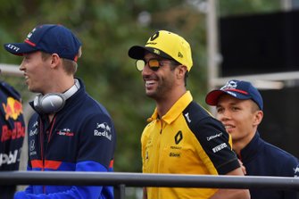 Daniil Kvyat, Toro Rosso, Daniel Ricciardo, Renault F1 Team, pilotlar geçit töreninde
