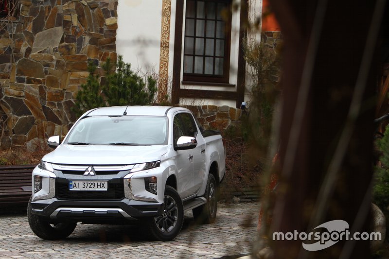 Mitsubishi L200