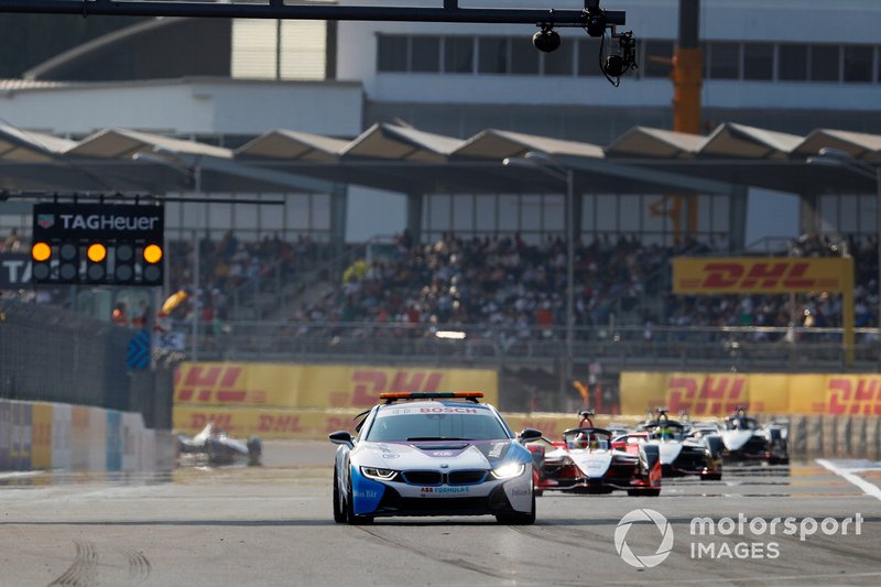 Safety car