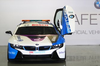 BMW i8 Safety car