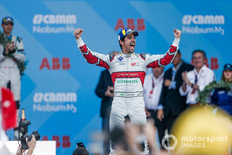 Race winner Lucas Di Grassi, Audi Sport ABT Schaeffler celebrates on the podium