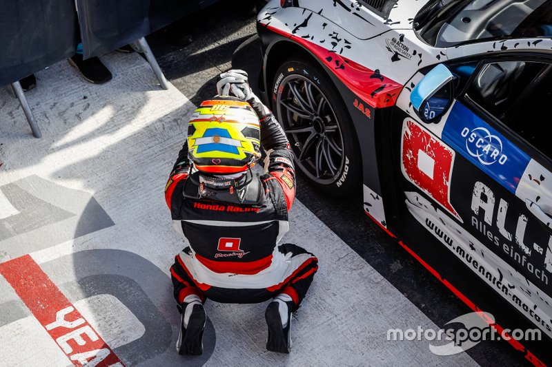 Ganador de la carrera Esteban Guerrieri, ALL-INKL.COM Münnich Motorsport Honda Civic Type R TCR