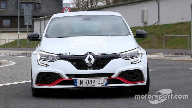Renault Megane RS Trophy R Spy