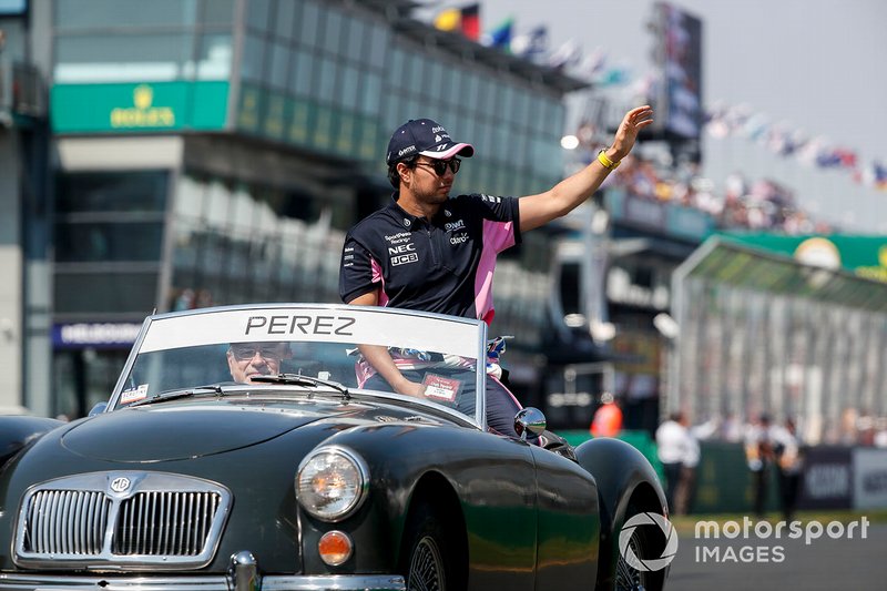 Sergio Perez, Racing Point, durante la drivers parade